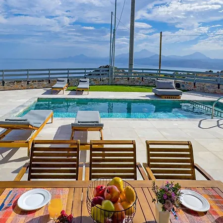 וילה Gianna's Panoramic Seaview Twin With Pool 1 *