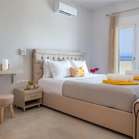 Gianna's Panoramic Seaview Twin With Pool 1